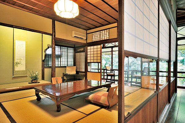 写真：伝統的な日本の建築や文化に親しむ