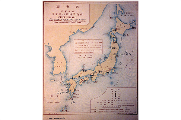 写真：日本初印刷天気図